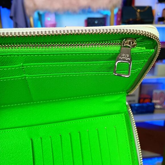 LOUIS VUITTON Monogram Portrait Zippy Vertical Wallet Multicolor KidSuper - Picture 13 of 16